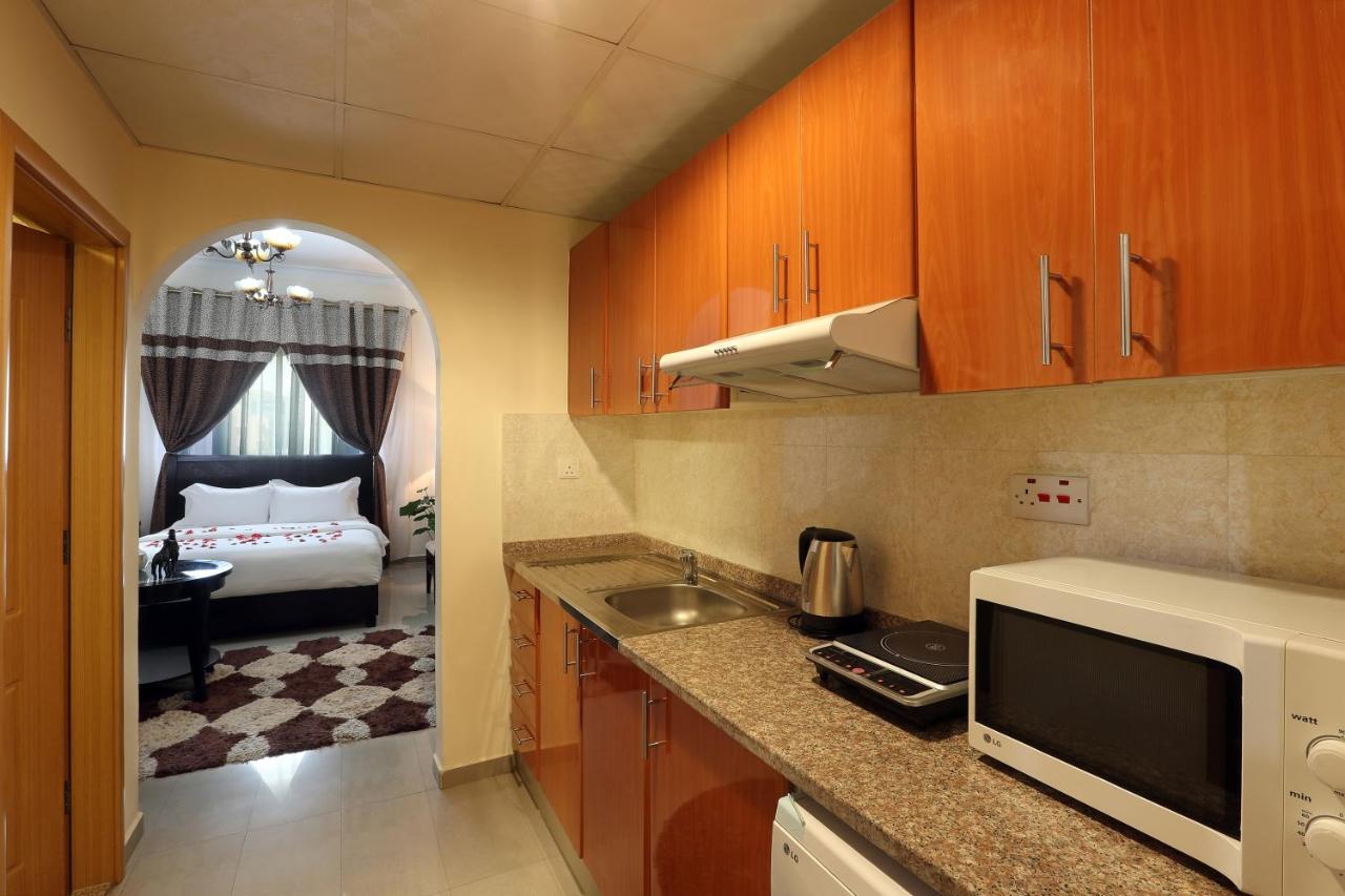 Al Smou Hotel Apartments - Maha Hospitality Group Аджман Екстер'єр фото